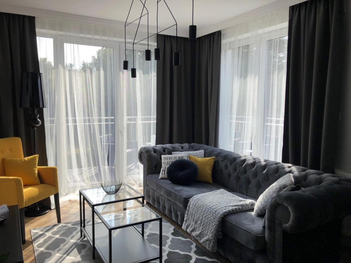 Family & Business Sauna Apartments No1 Lesny Nad Zalewem Cedzyna Unikat - 3 Bedroom With Private Sauna, Bath With Hydromassage, Terrace, Garage, Catering Options Kielce Bagian luar foto