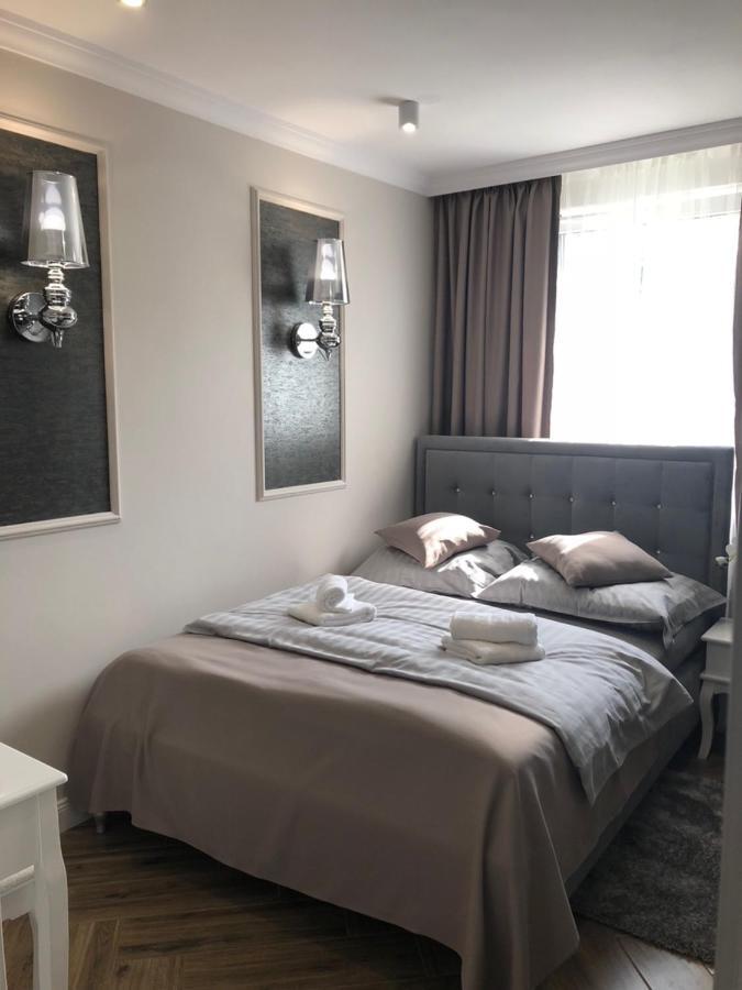 Family & Business Sauna Apartments No1 Lesny Nad Zalewem Cedzyna Unikat - 3 Bedroom With Private Sauna, Bath With Hydromassage, Terrace, Garage, Catering Options Kielce Bagian luar foto